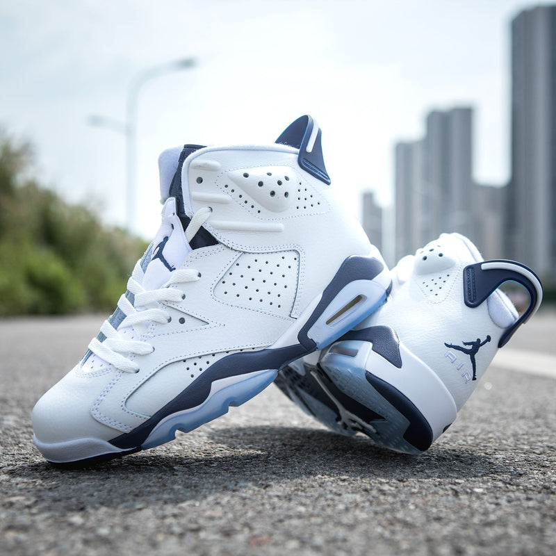 Tênis Nike Air Jordan 6