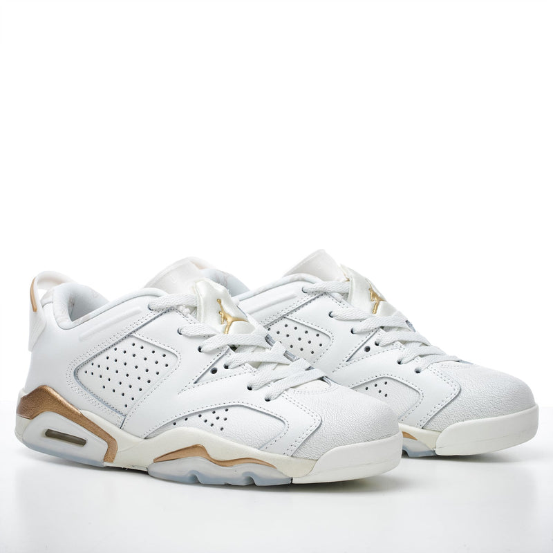 Tênis Nike Air Jordan 6