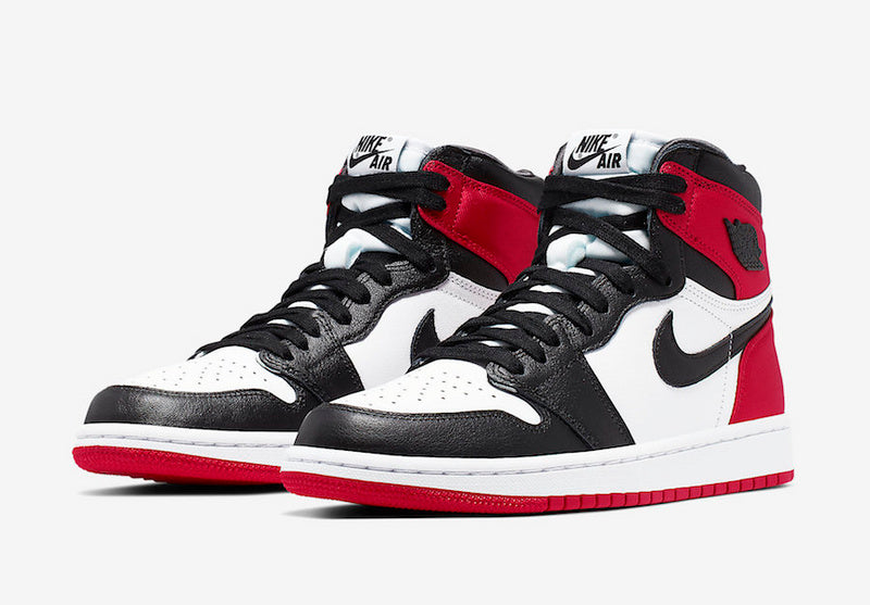 Air Jordan 1 Satin Black Toe