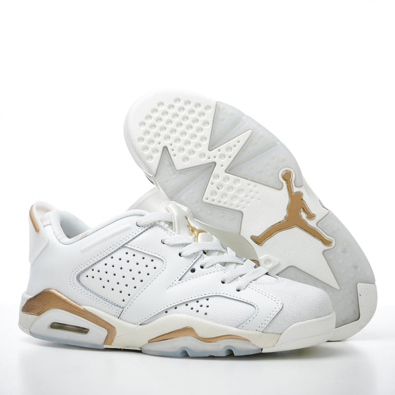 Tênis Nike Air Jordan 6